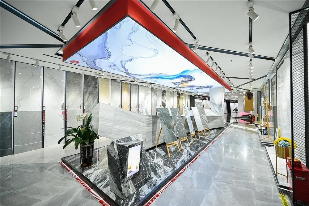 新装展厅丨沉浸式岩板空间体验由此开启！